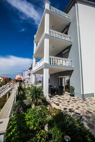 Apartment In Crikvenica With Sea View, Terrace, Air Conditioning, Wifi 3492-5